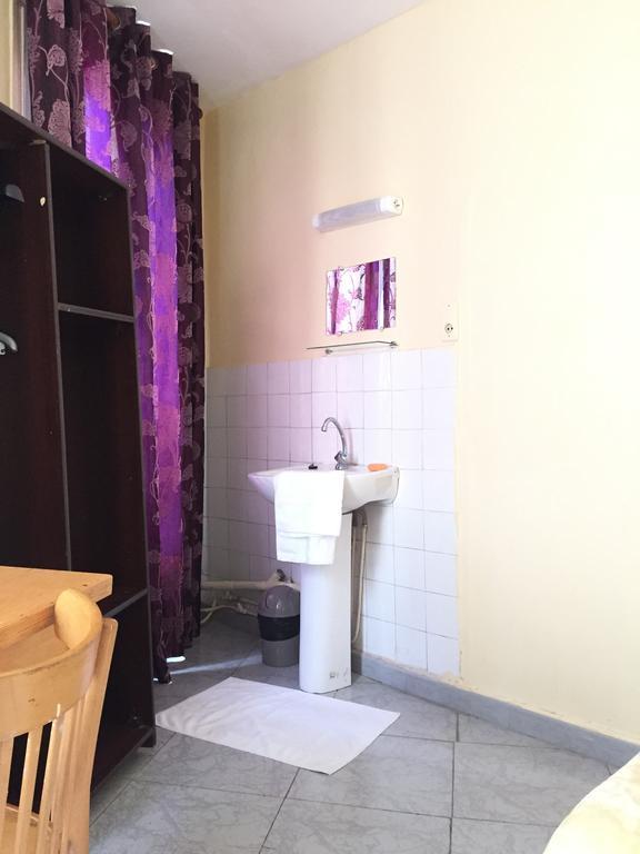 Hotel Du Metro Paris Phòng bức ảnh