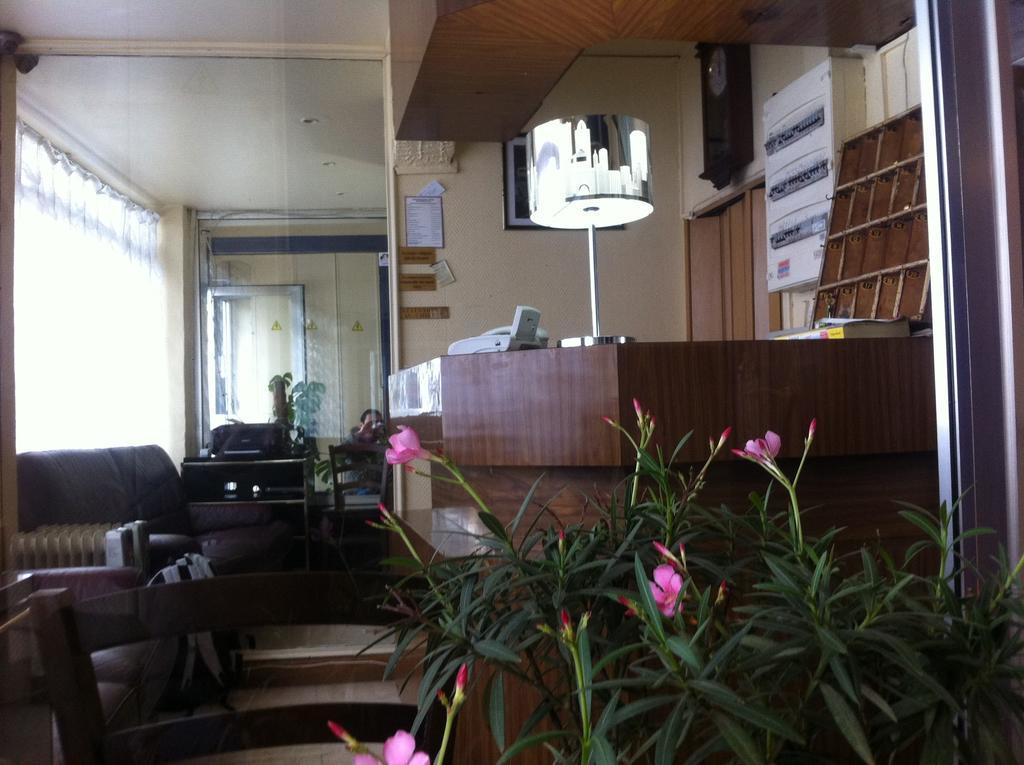 Hotel Du Metro Paris Ngoại thất bức ảnh